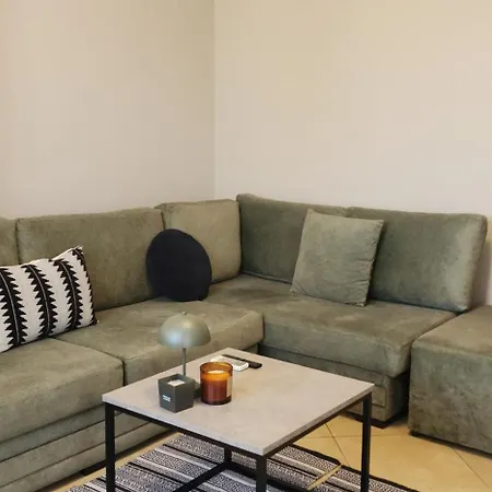 Grid Apartamento Tirana