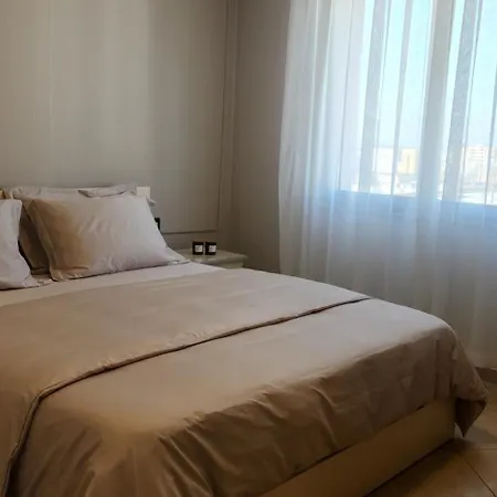 Grid דירה
