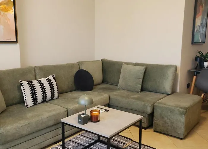 Grid Apartment Tirana