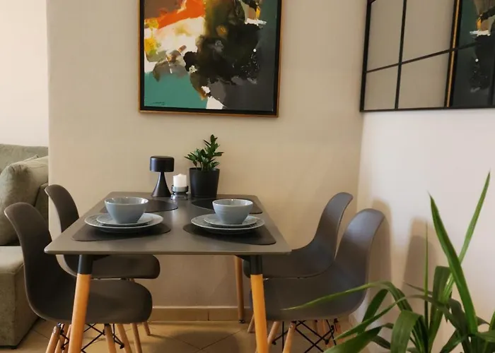 Grid Apartment Tirana